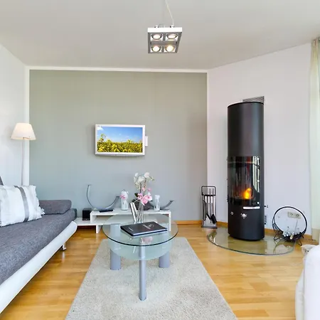 Apartamento Autorenhaus App 18 Kurt Tuchol